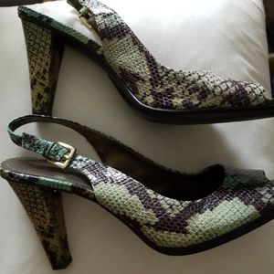 Tahari sling back Shoes